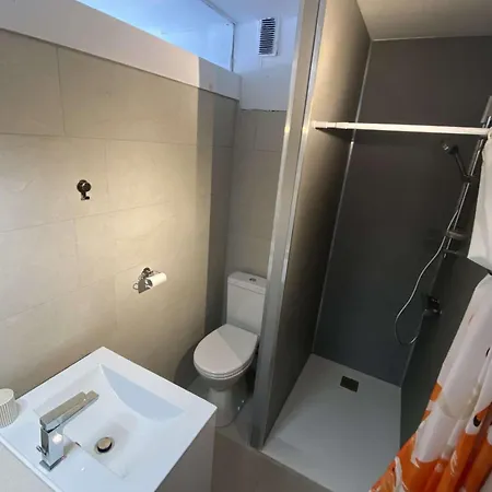 Appt 2 Pieces 4 Pers Climatise Avec Balcon, Parking Et Animaux Admis A 150m De La - Fr-1-229c-46 Apartament Port-la-Nouvelle